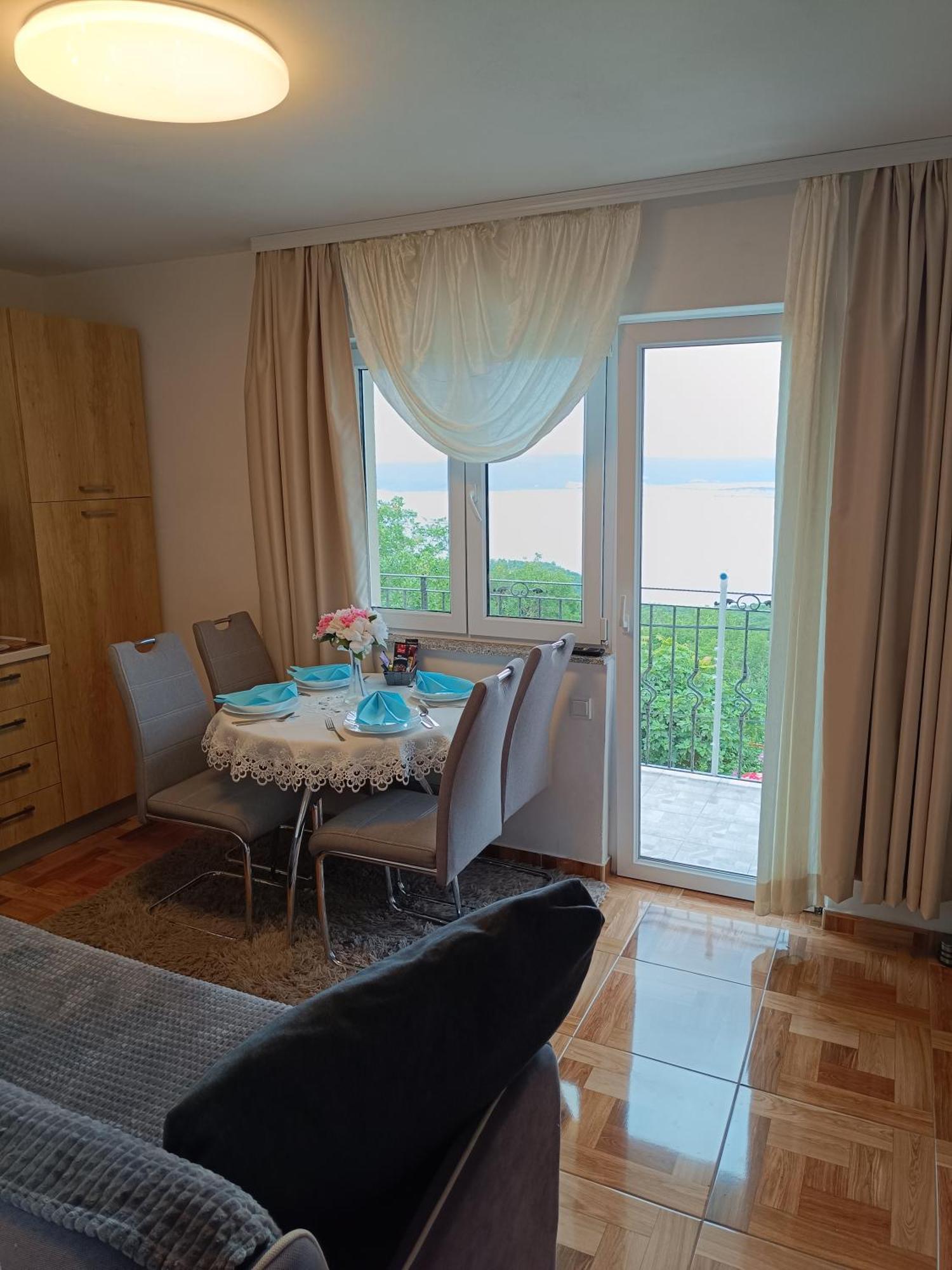 Apartmán App Tony Dramalj Exteriér fotografie