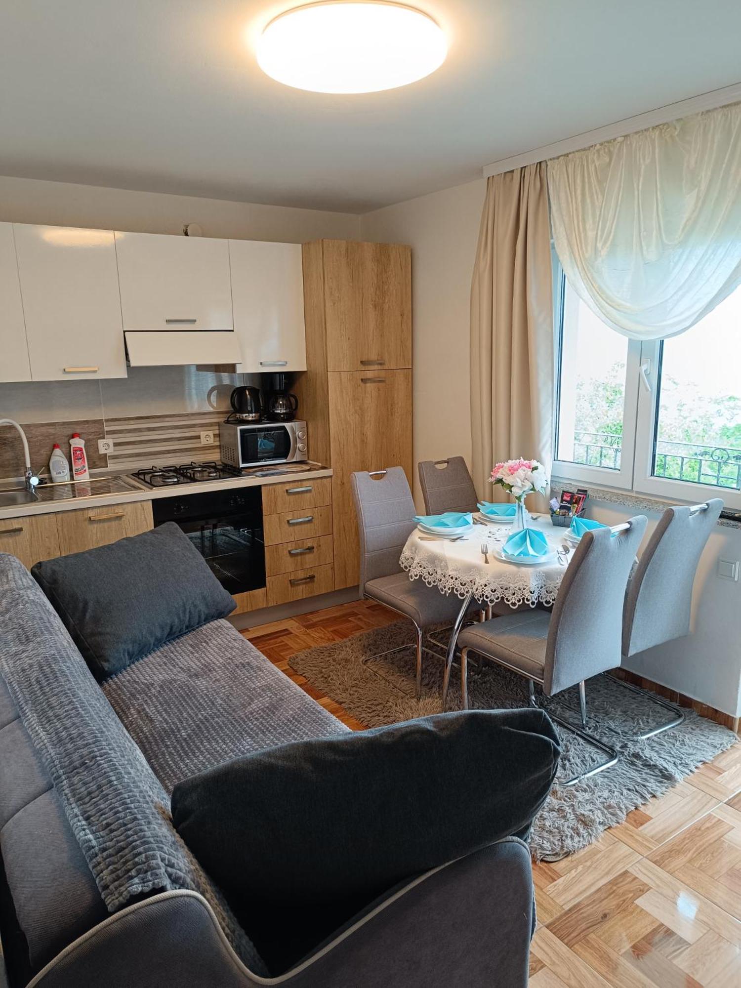 Apartmán App Tony Dramalj Exteriér fotografie